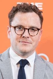 约书亚·麦圭尔