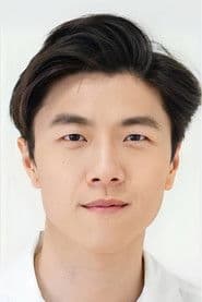 差瓦立·捷努南